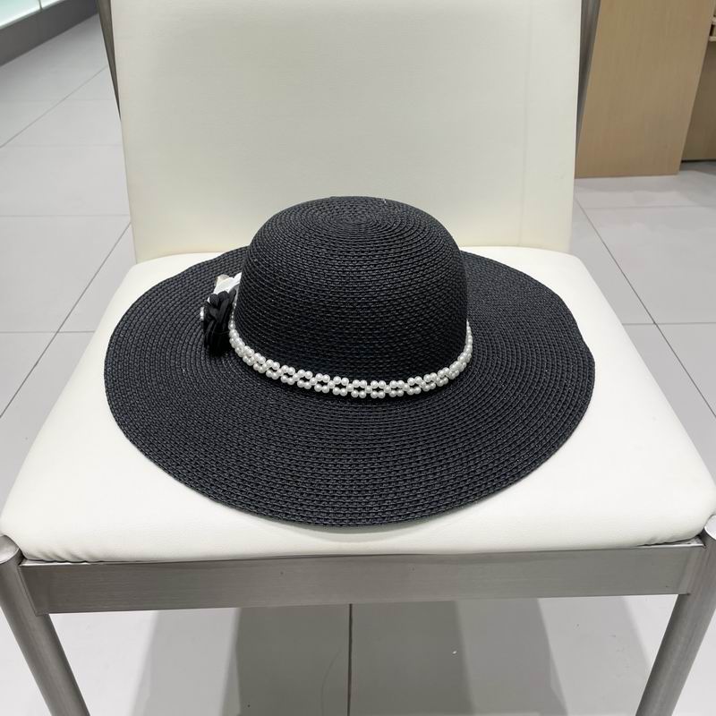 Chanel top hat (706)