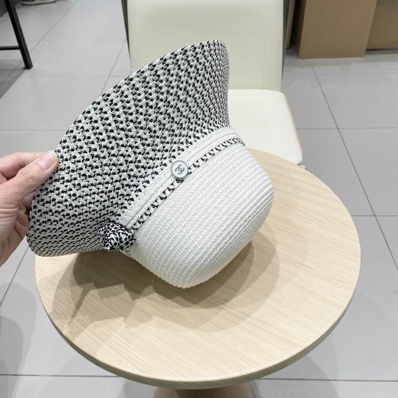 Chanel top hat (709)