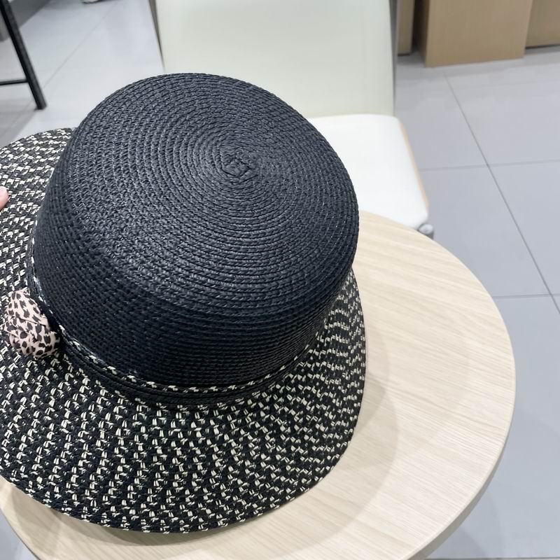 Chanel top hat (724)