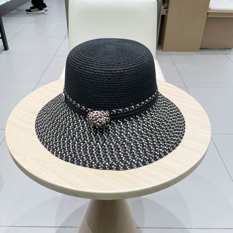 Chanel top hat (725)