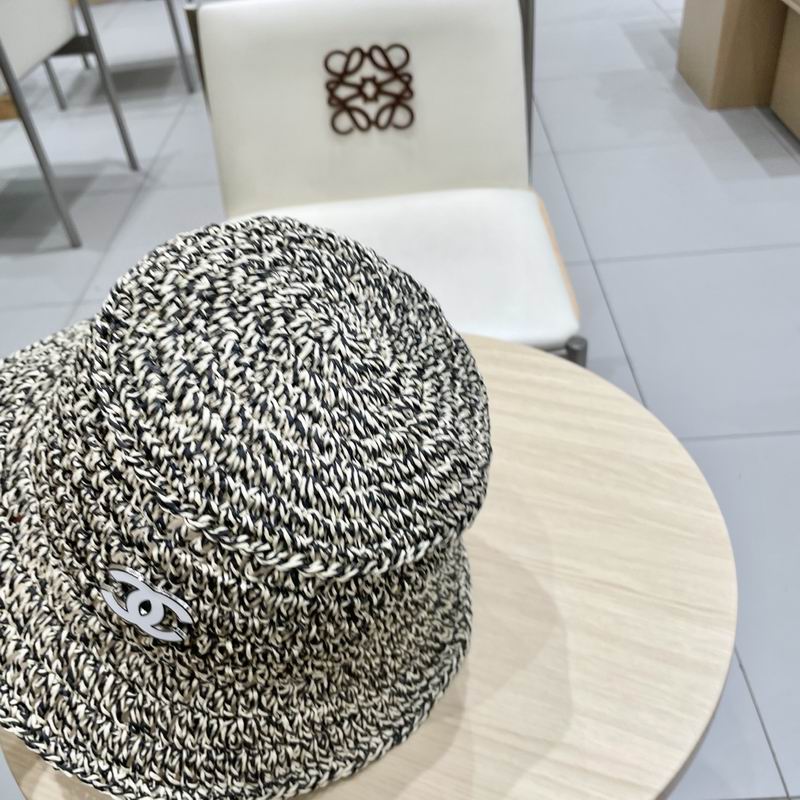 Chanel top hat (766)