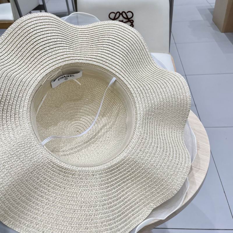 Chanel top hat (790)