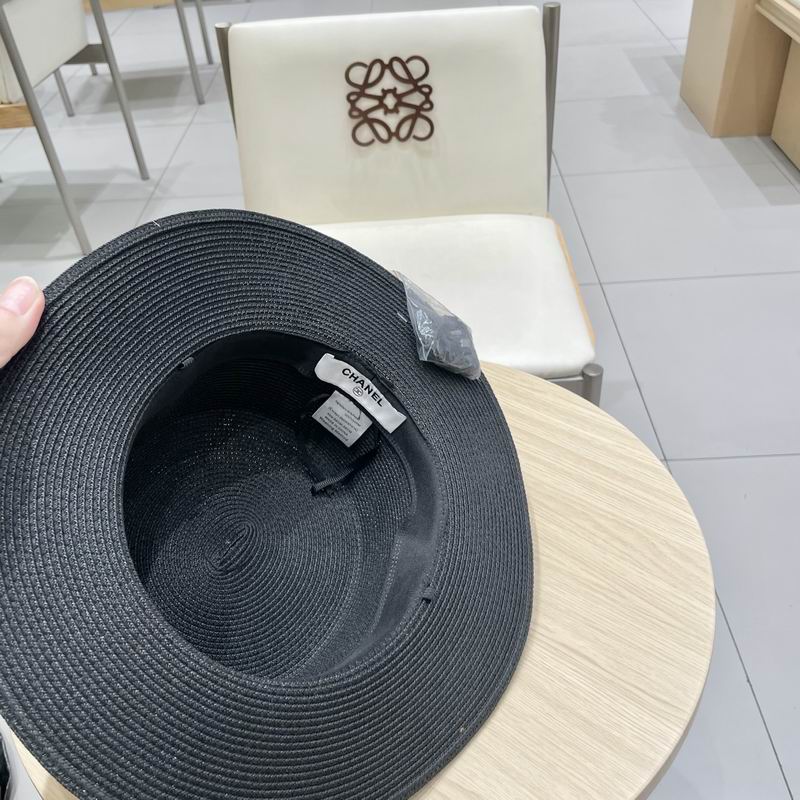 Chanel top hat (816)