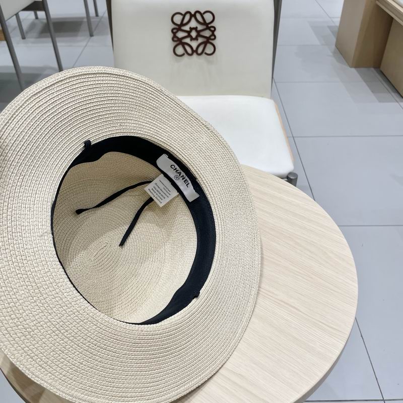 Chanel top hat (825)