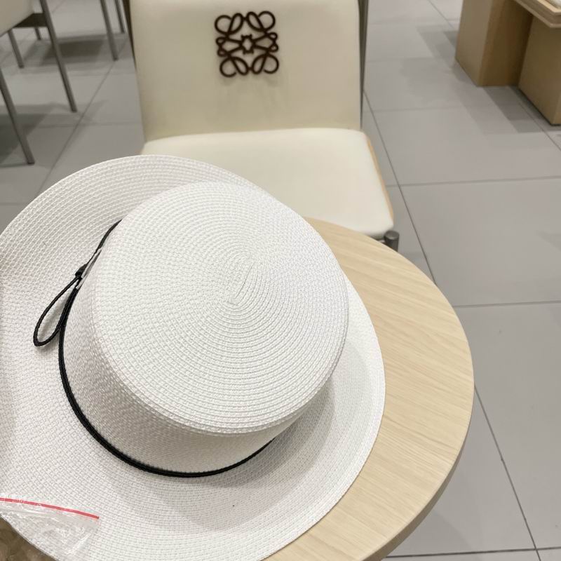 Chanel top hat (840)