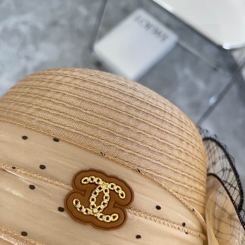 Chanel top hat (882)