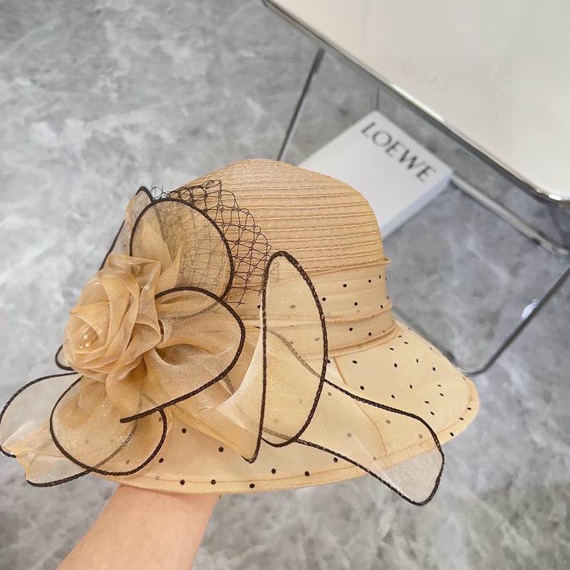 Chanel top hat (883)