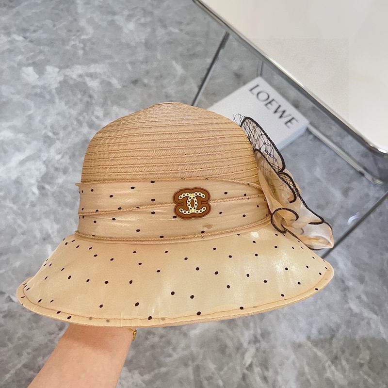 Chanel top hat (885)