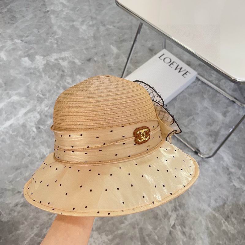 Chanel top hat (886)