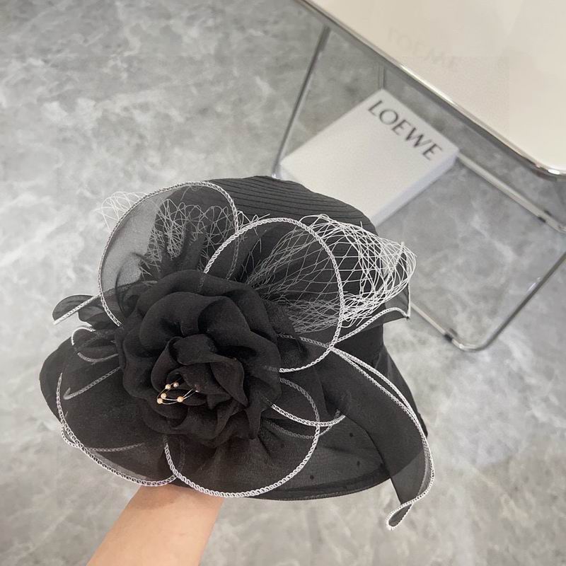 Chanel top hat (893)