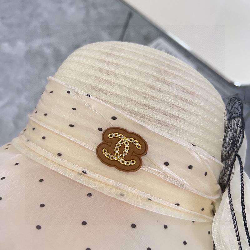 Chanel top hat (902)