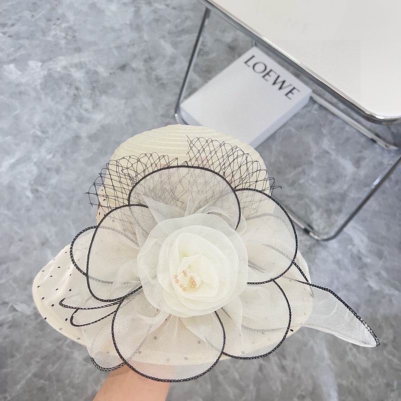 Chanel top hat (905)