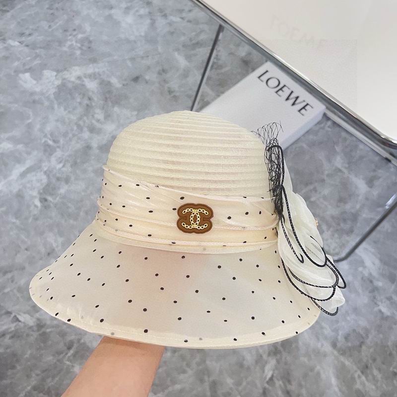 Chanel top hat (908)
