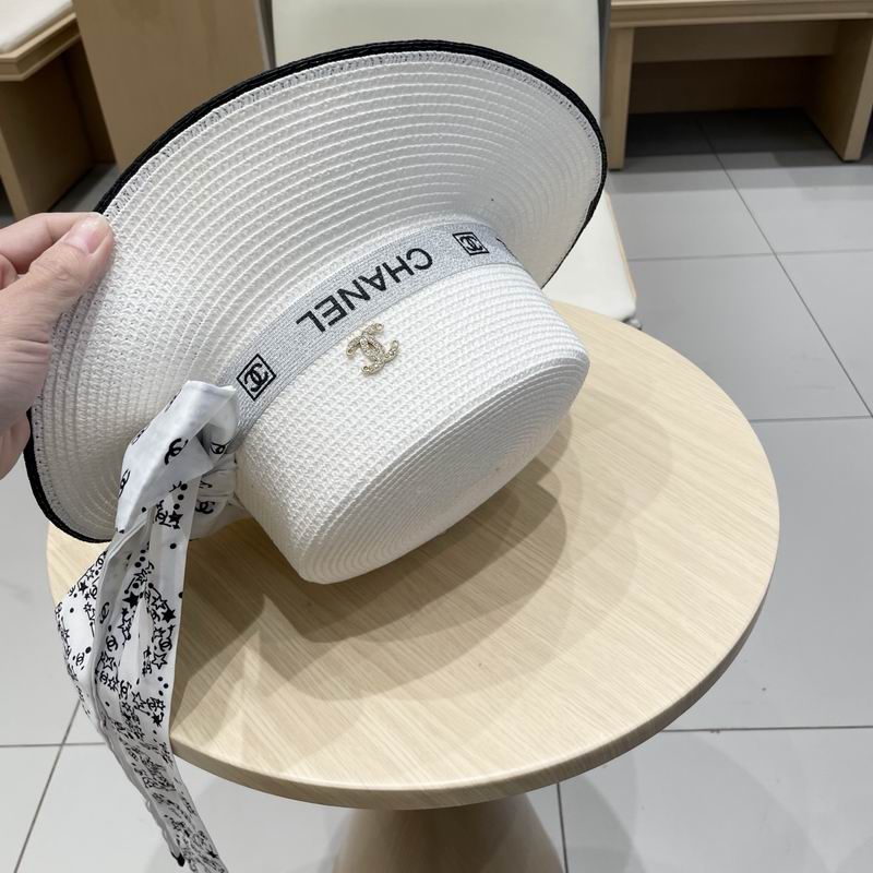 Chanel top hat (939)