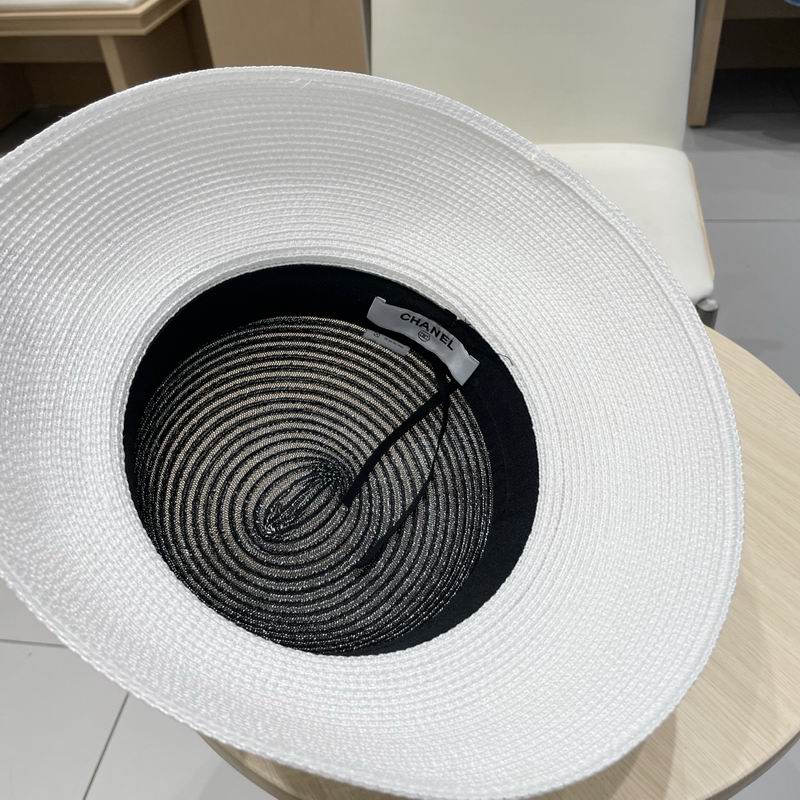 Chanel top hat (946)