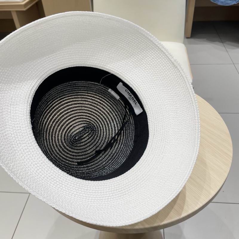 Chanel top hat (955)