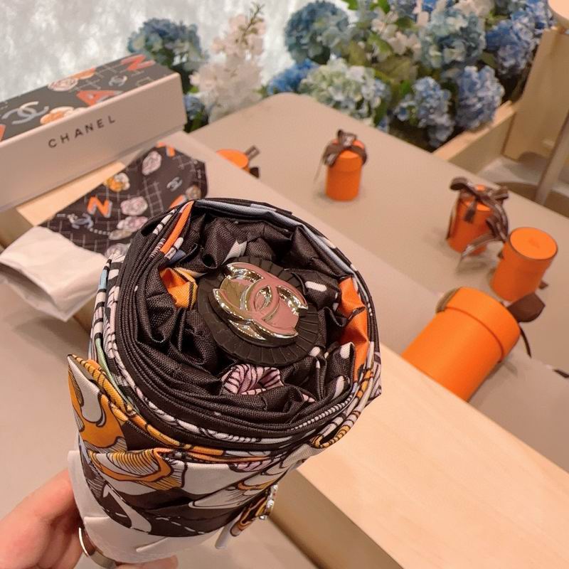 Chanel umbrella (1076)