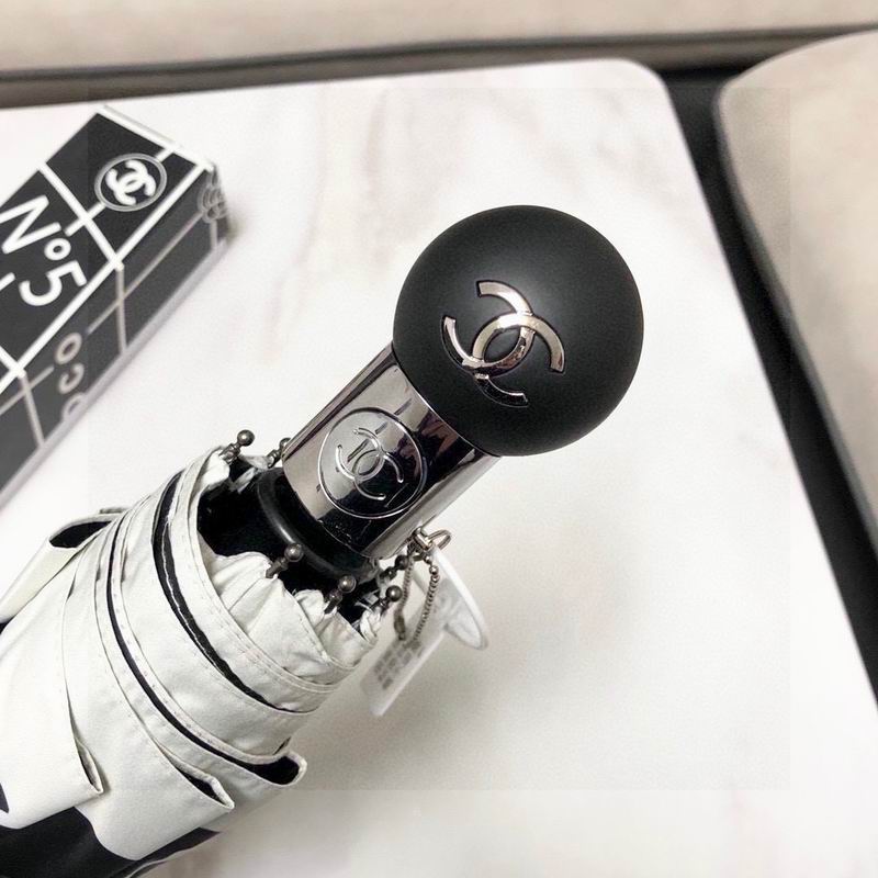 Chanel umbrella (1111)