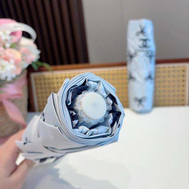 Chanel umbrella (1300)