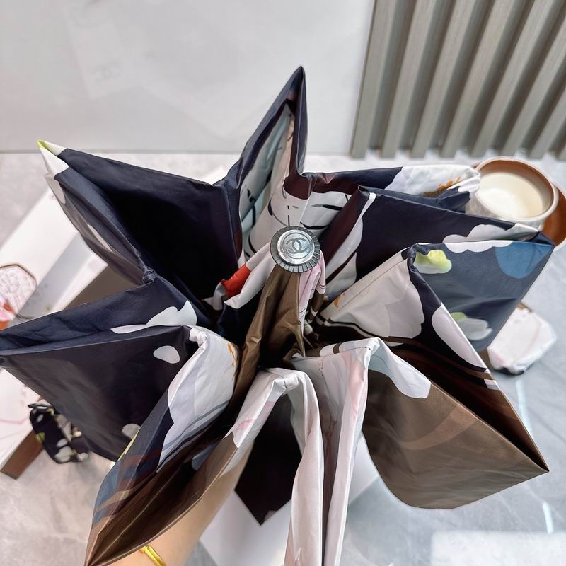 Chanel umbrella (210)