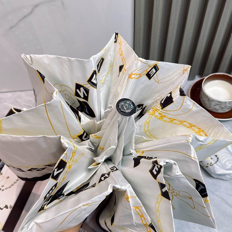 Chanel umbrella (291)