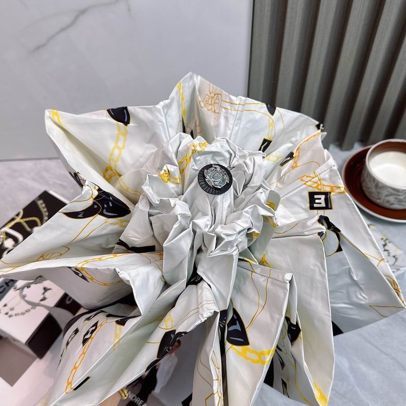 Chanel umbrella (310)