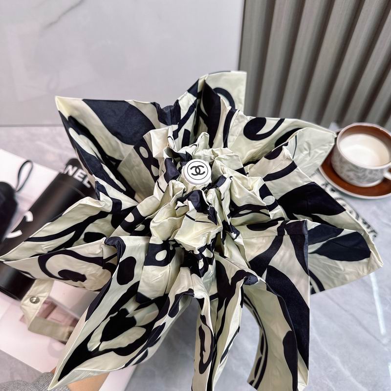 Chanel umbrella (345)