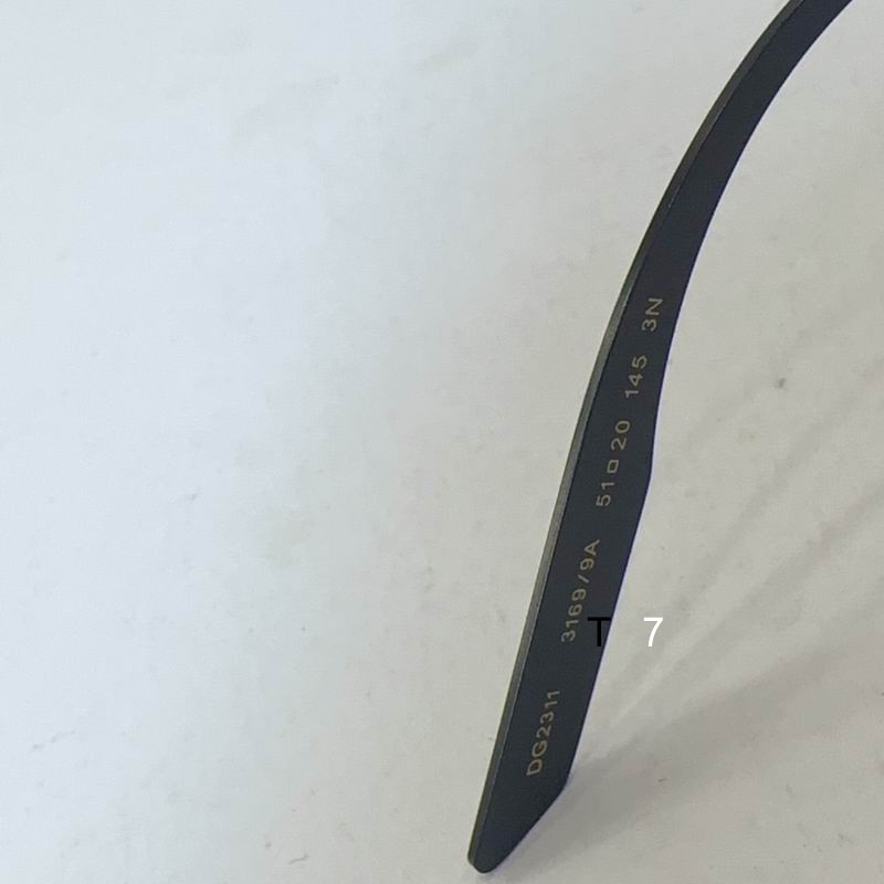 DG DG2311 51  20-145 G08