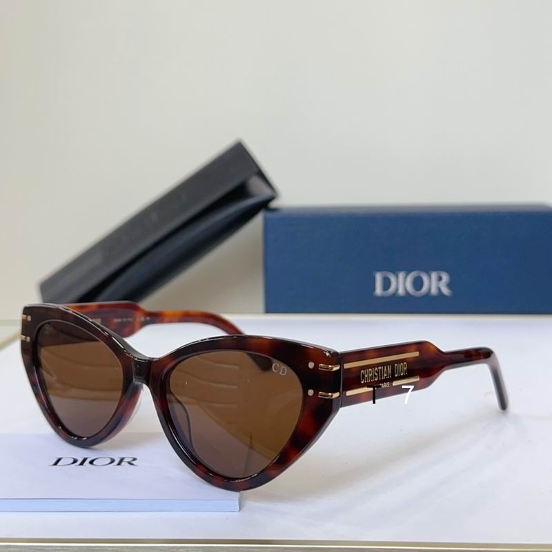 Dior 871 55 18-145 G02