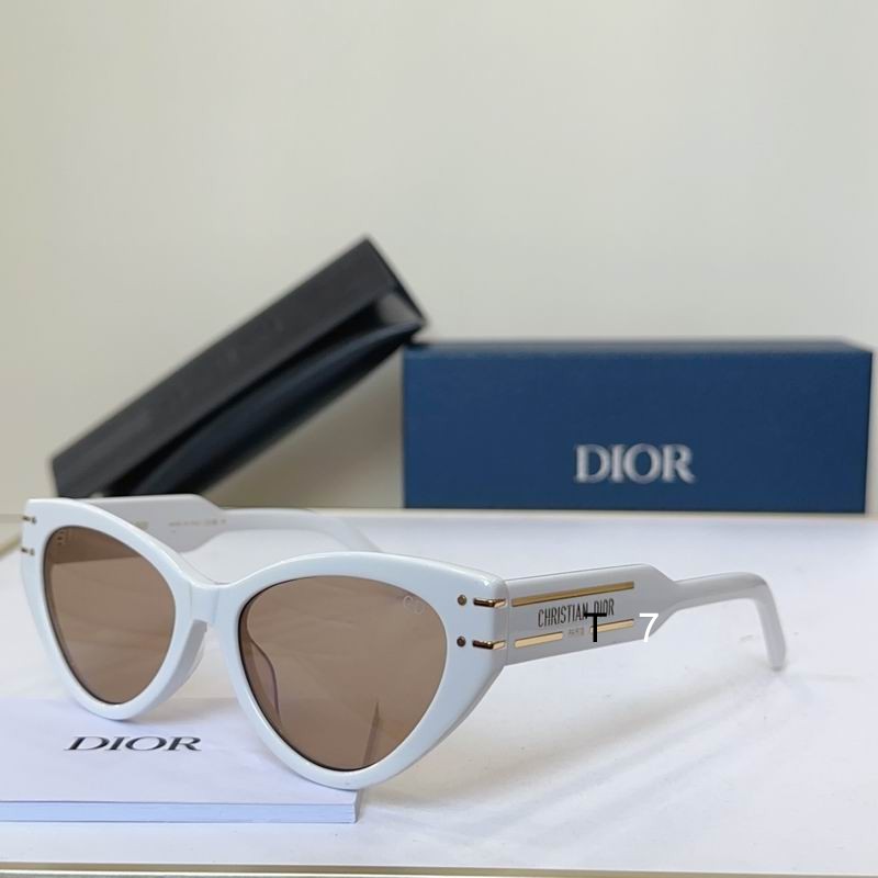 Dior 871 55 18-145 G03