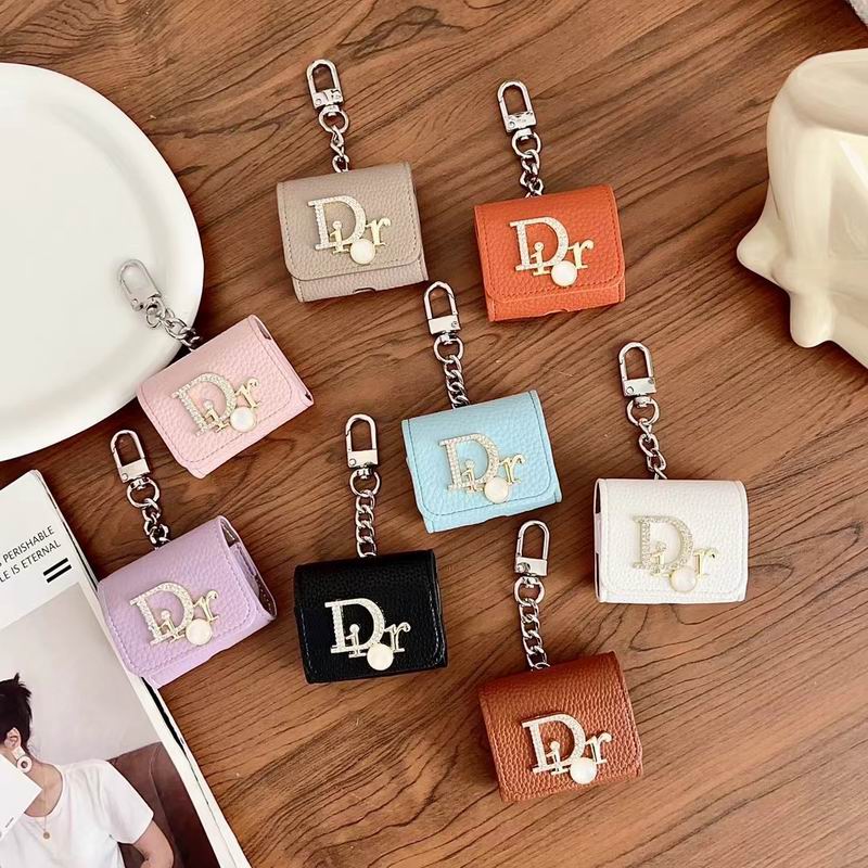 Dior AirPods bag (10)