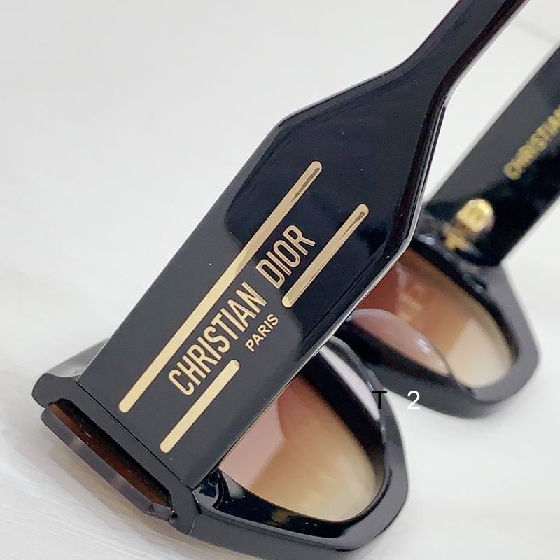 Dior S15F 66 13 140 b08