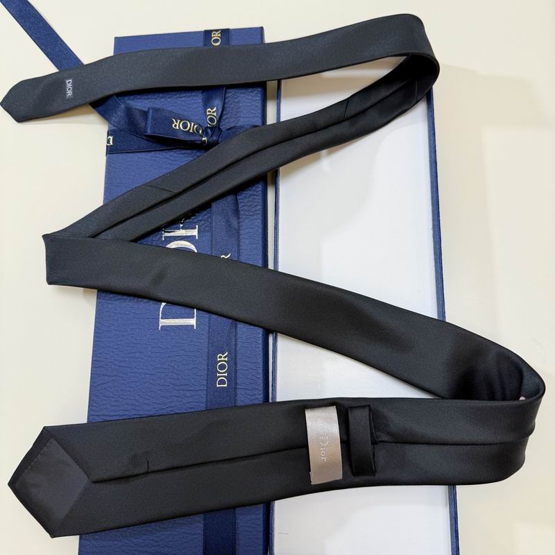 Dior Tie hm (3)