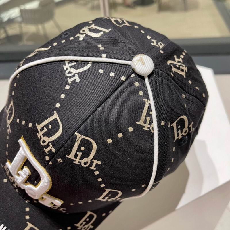 Dior cap (114)