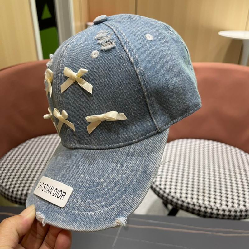 Dior cap (115)