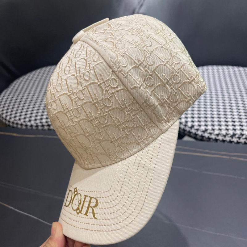 Dior cap (222)