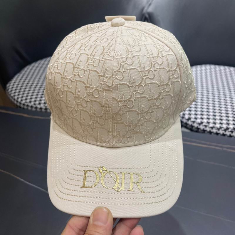 Dior cap (224)