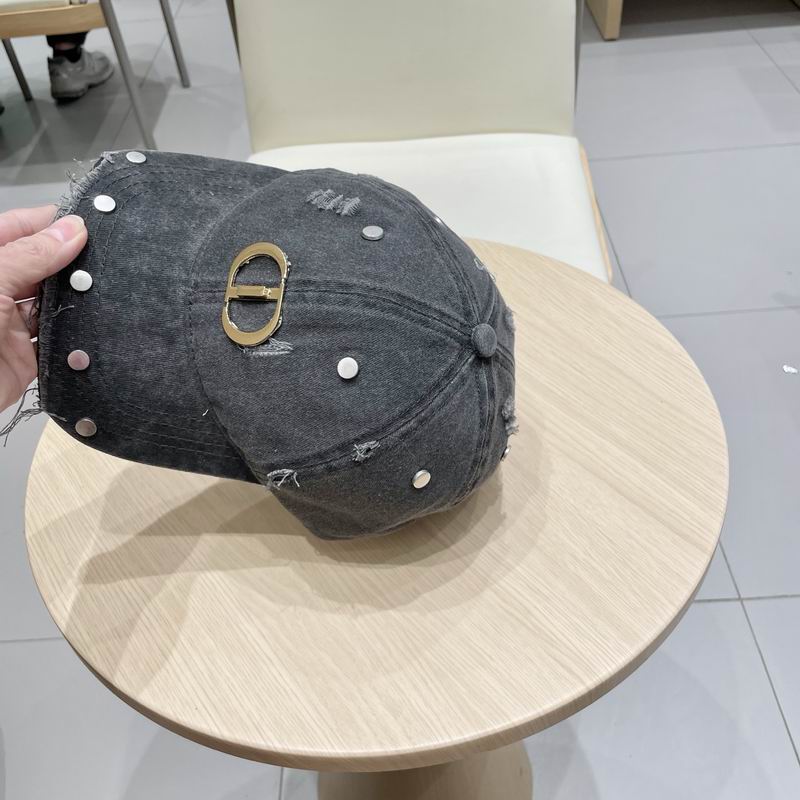 Dior cap (40)