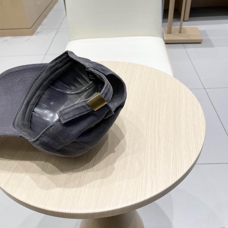 Dior cap (84)