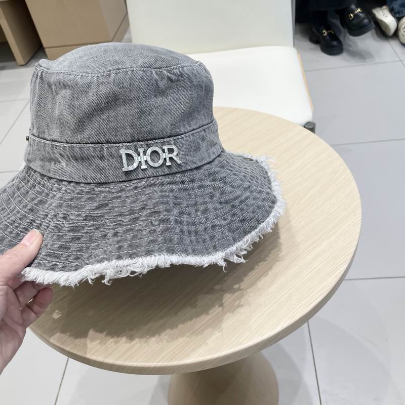 Dior hat (141)