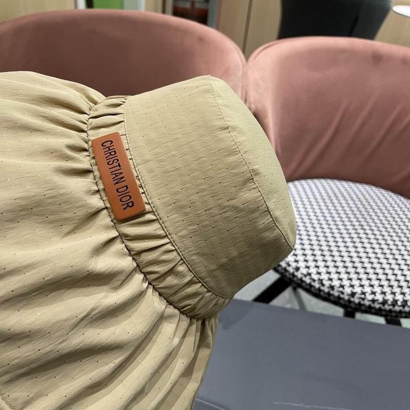 Dior hat (213)