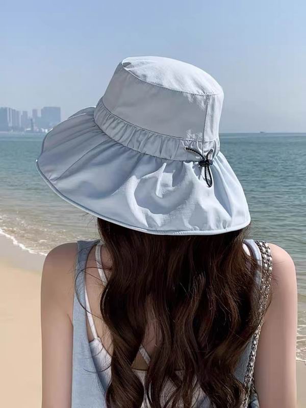 Dior hat (232)