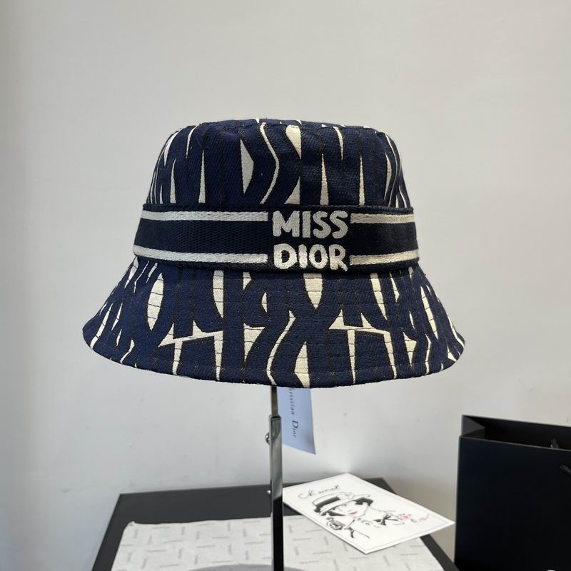 Dior hat dx (9)