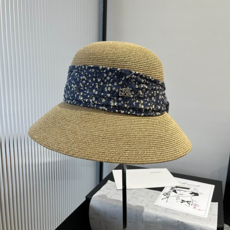 Dior top hat (137)
