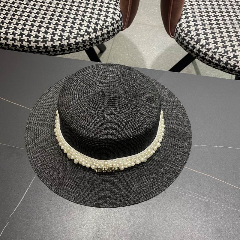 Dior top hat (185)