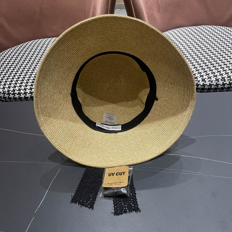 Dior top hat (210)