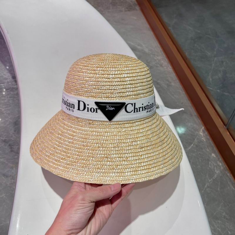 Dior top hat (370)