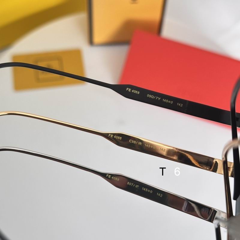 Fendi  FE408 1450-142 e08