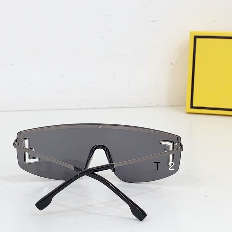 Fendi FE40168U 145 0 142 b08