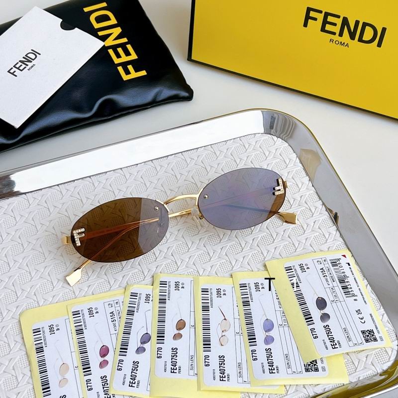 Fendi FE4075US 54-15-135 A06